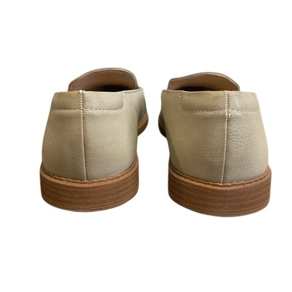 Naturalizer SOUL Yippee Faux Leather Slip On Flat Shoes in Stone Size 7.5 - Picture 7 of 10